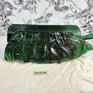 Beirn Green Genuine Snakeskin Snap Top Clutch Purse w/ Dust Cover